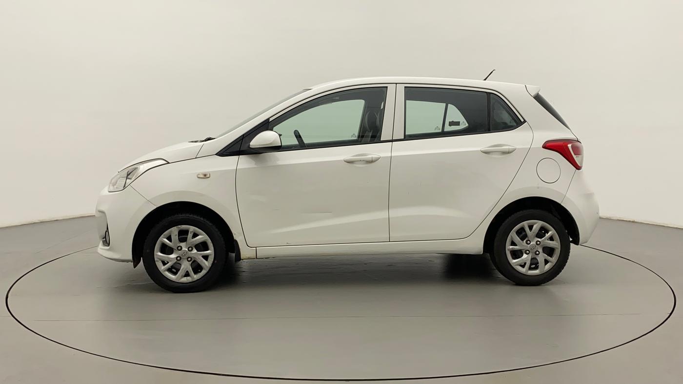 2017 Hyundai Grand i10 SPORTZ 1.2 KAPPA VTVT, Petrol, Manual, 32,656 km, Left Side