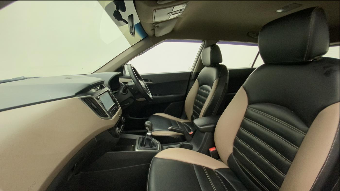 2015 Hyundai Creta SX PLUS 1.6 PETROL, Petrol, Manual, 1,03,882 km, Right Side Front Door Cabin