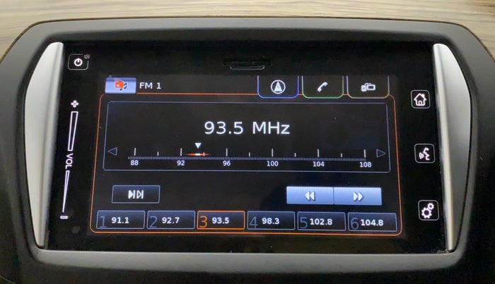 2020 Maruti Ciaz ALPHA  AT 1.5 SHVS PETROL, Petrol, Automatic, 31,214 km, Infotainment System