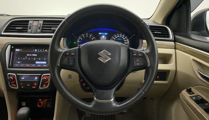 2020 Maruti Ciaz ALPHA  AT 1.5 SHVS PETROL, Petrol, Automatic, 31,214 km, Steering Wheel Close Up