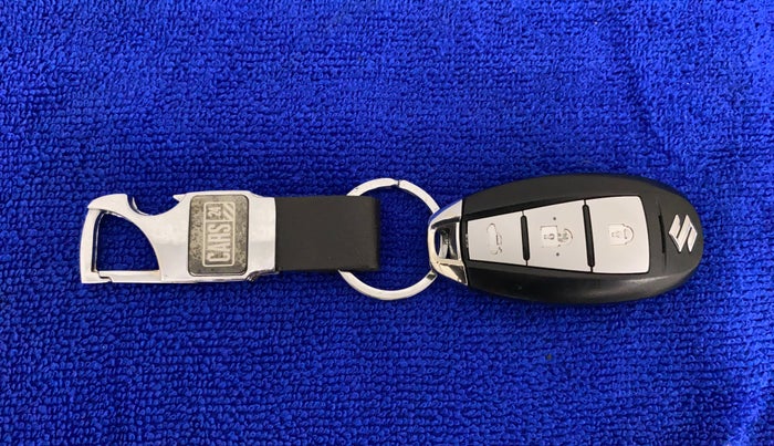 2020 Maruti Ciaz ALPHA  AT 1.5 SHVS PETROL, Petrol, Automatic, 31,214 km, Key Close Up