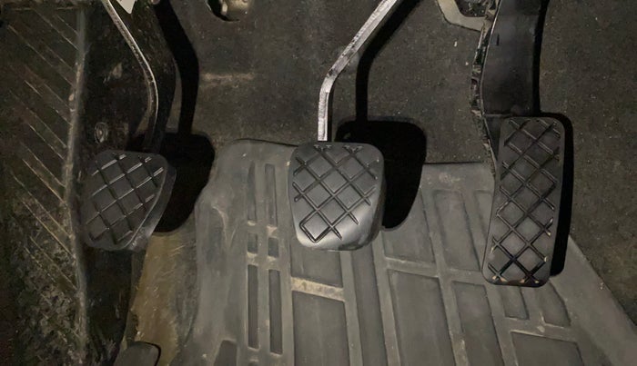 2022 Skoda SLAVIA ACTIVE 1.0L TSI MT, Petrol, Manual, 59,236 km, Pedals