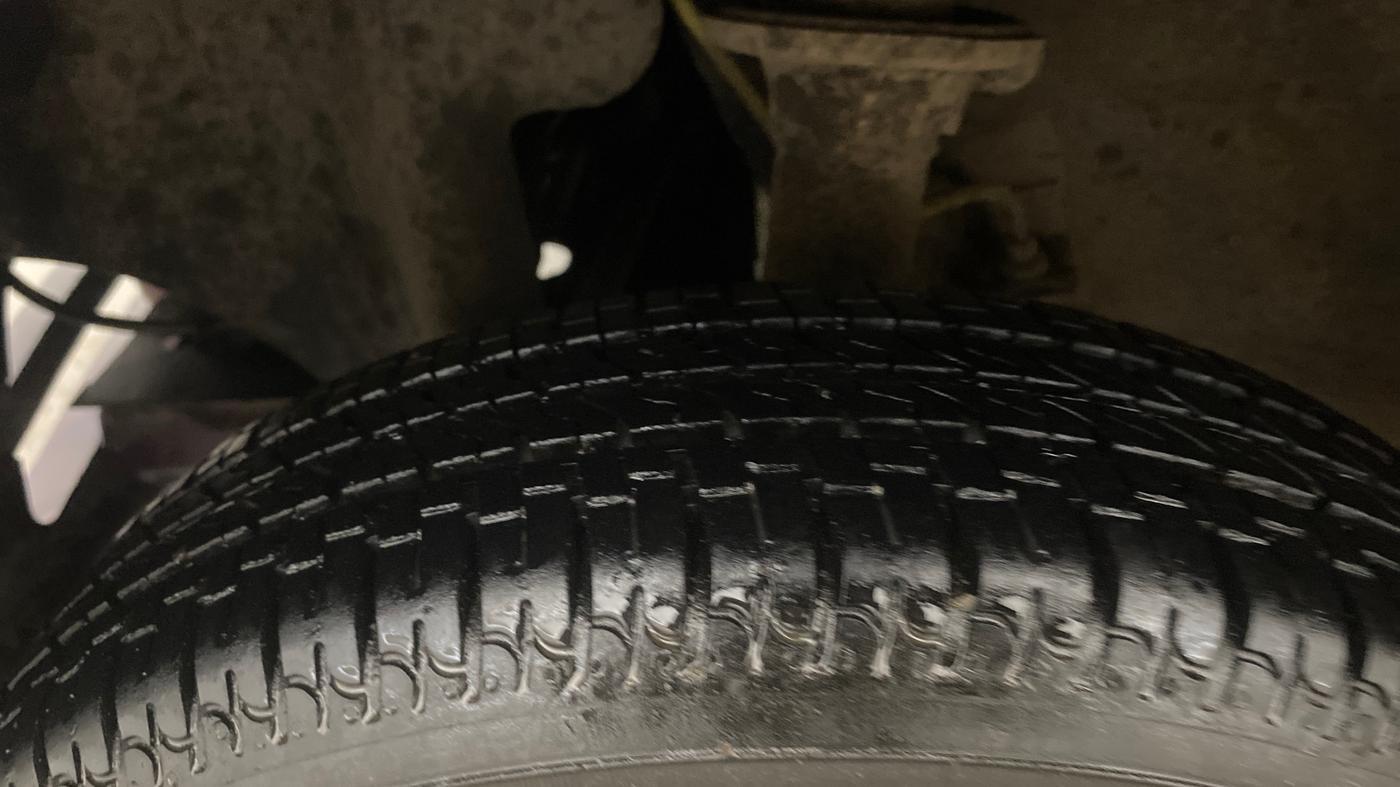2015 Tata Nano TWIST XT, Petrol, Manual, 15,686 km, Left Front Tyre Tread