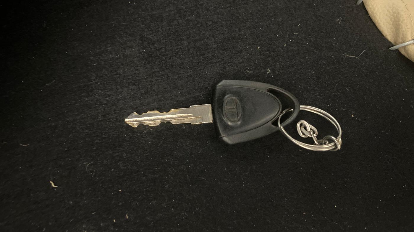 2015 Tata Nano TWIST XT, Petrol, Manual, 15,686 km, Key Close Up