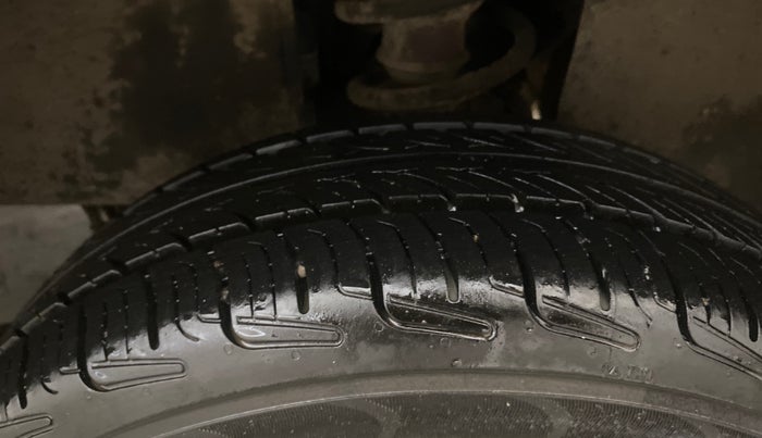 2015 Tata Nano TWIST XT, Petrol, Manual, 15,686 km, Left Rear Tyre Tread
