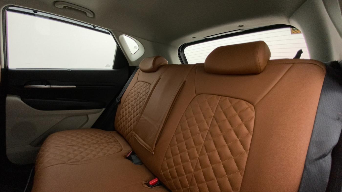 2022 KIA SONET HTX ANNIVERSARY EDITION 1.0 IMT, Petrol, Manual, 7,498 km, Right Side Rear Door Cabin