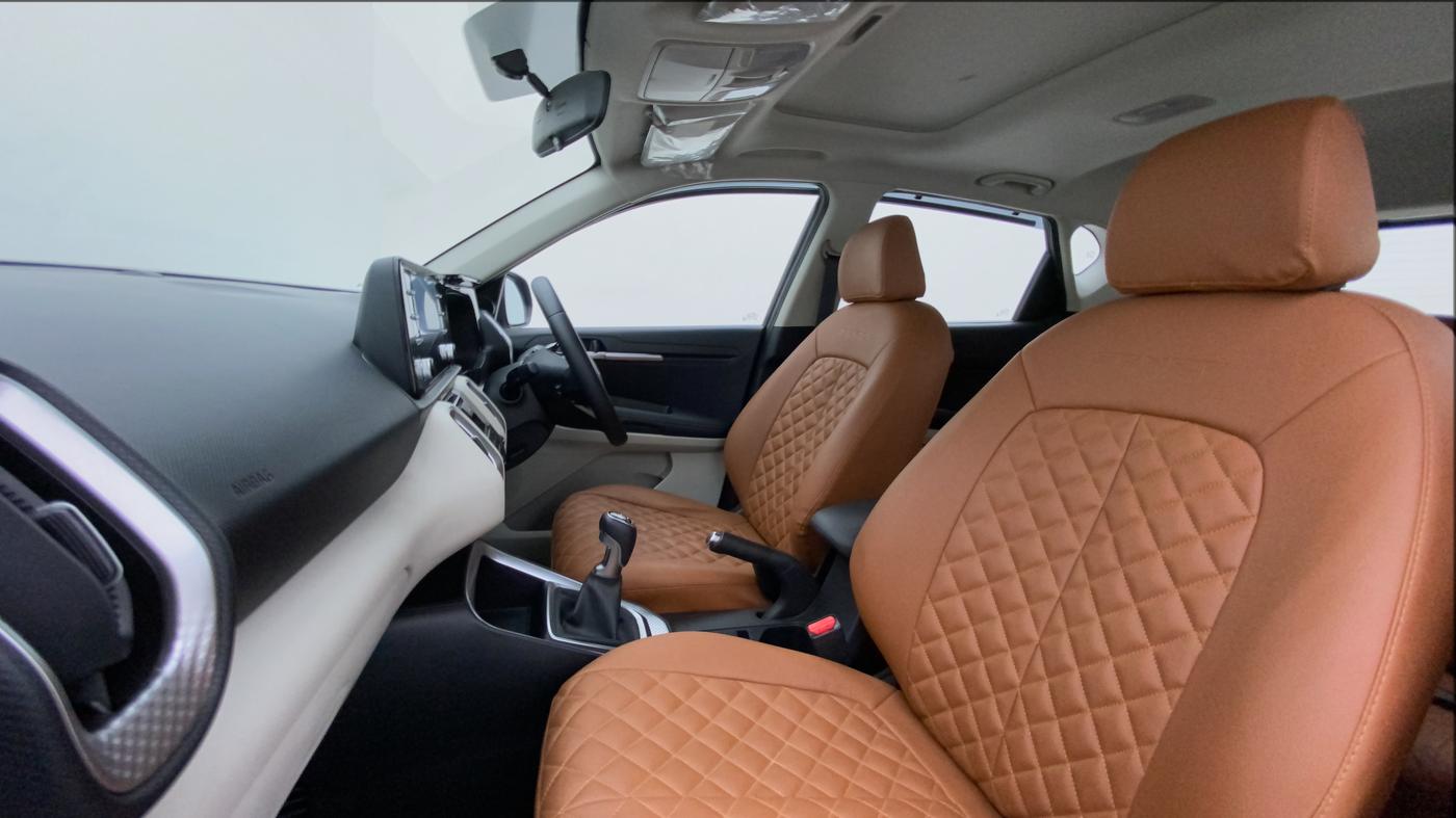 2022 KIA SONET HTX ANNIVERSARY EDITION 1.0 IMT, Petrol, Manual, 7,498 km, Right Side Front Door Cabin