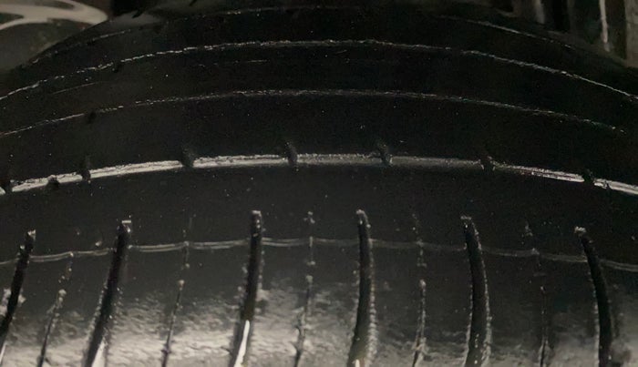 2021 Renault Duster RXZ 1.5 PETROL MT, Petrol, Manual, 66,343 km, Right Rear Tyre Tread