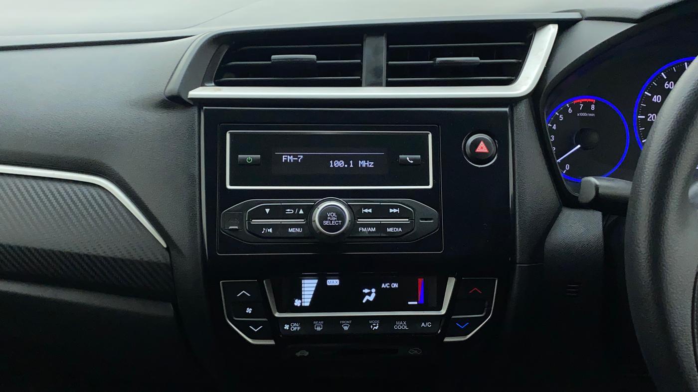 2017 Honda Brio VX AT, Petrol, Automatic, 27,533 km, Air Conditioner