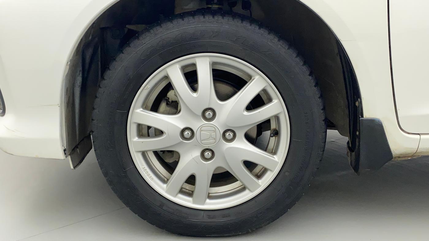 2017 Honda Brio VX AT, Petrol, Automatic, 27,533 km, Left Front Wheel