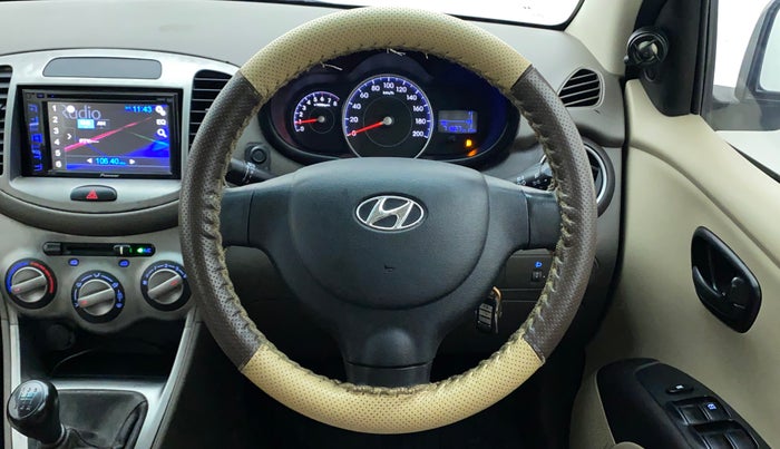 2016 Hyundai i10 MAGNA 1.1, Petrol, Manual, 71,827 km, Steering Wheel Close Up