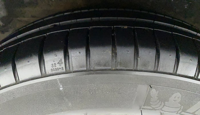 2016 Hyundai i10 MAGNA 1.1, Petrol, Manual, 71,827 km, Right Rear Tyre Tread
