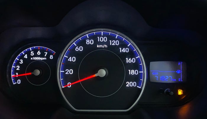 2016 Hyundai i10 MAGNA 1.1, Petrol, Manual, 71,827 km, Odometer Image