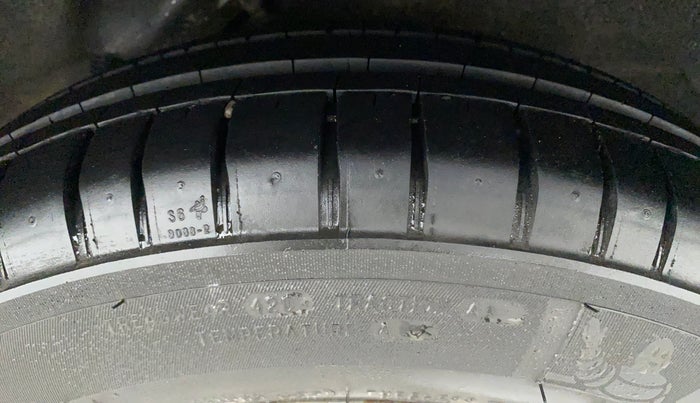 2016 Hyundai i10 MAGNA 1.1, Petrol, Manual, 71,827 km, Left Rear Tyre Tread