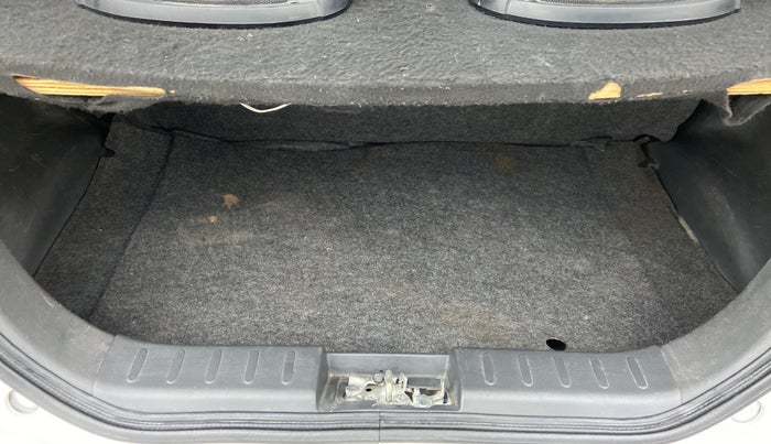 2018 Maruti Alto 800 LXI, Petrol, Manual, 36,509 km, Boot Inside