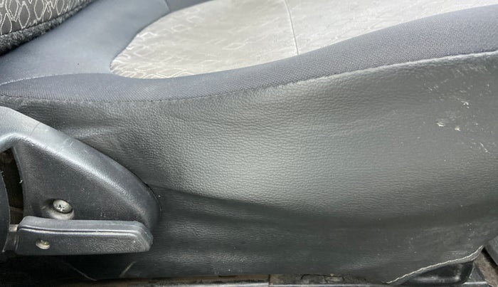 2018 Maruti Alto 800 LXI, Petrol, Manual, 36,509 km, Driver Side Adjustment Panel
