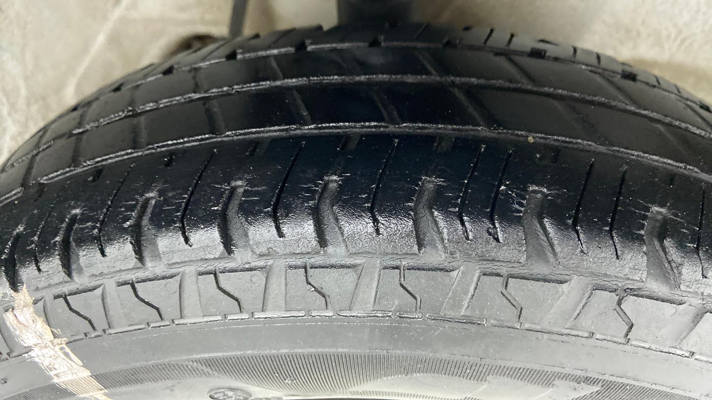 2018 Maruti Alto 800 LXI, Petrol, Manual, 36,509 km, Right Front Tyre Tread
