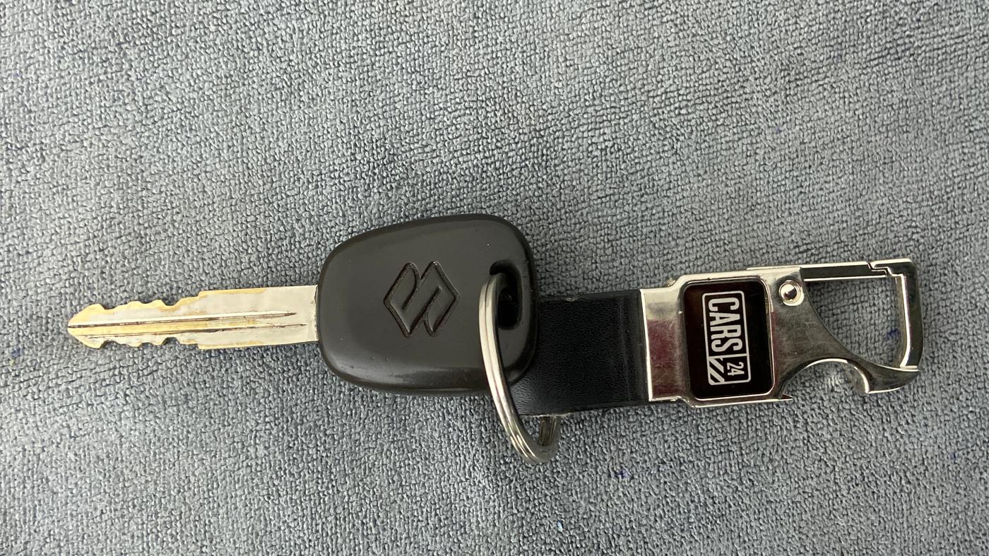 2018 Maruti Alto 800 LXI, Petrol, Manual, 36,509 km, Key Close Up