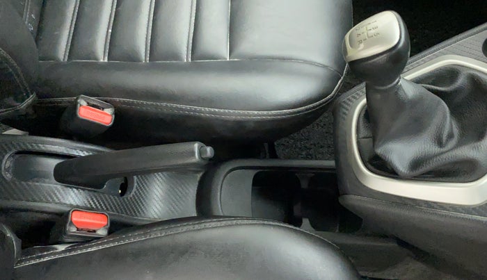 2019 Datsun Go Plus T, Petrol, Manual, 86,237 km, Gear Lever