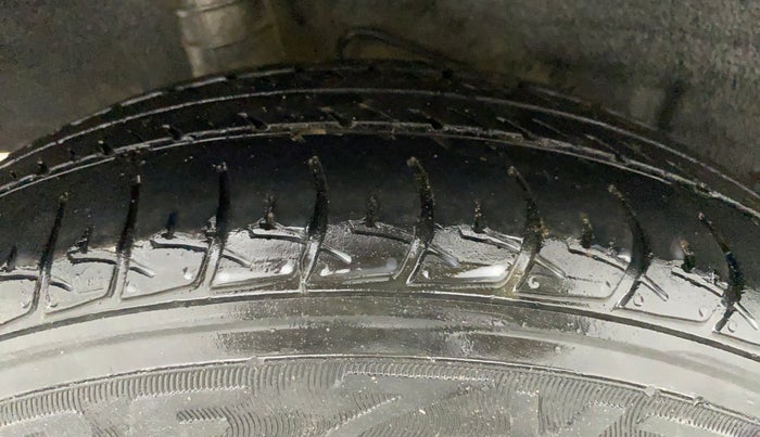 2019 Datsun Go Plus T, Petrol, Manual, 86,237 km, Right Rear Tyre Tread