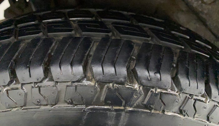 2014 Maruti Wagon R 1.0 LXI CNG, CNG, Manual, 38,700 km, Left Front Tyre Tread