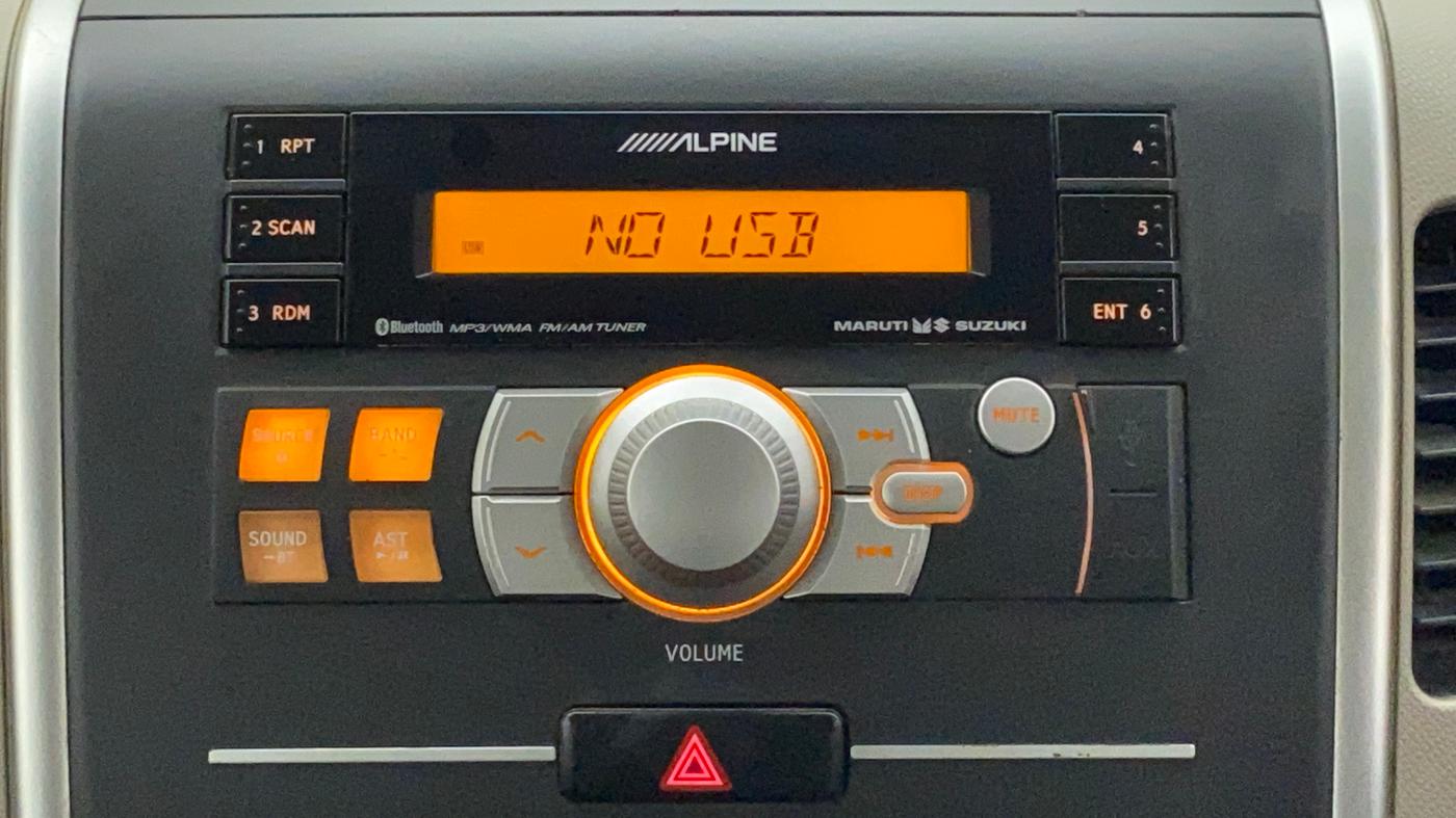 2014 Maruti Wagon R 1.0 LXI CNG, CNG, Manual, 38,700 km, Infotainment System