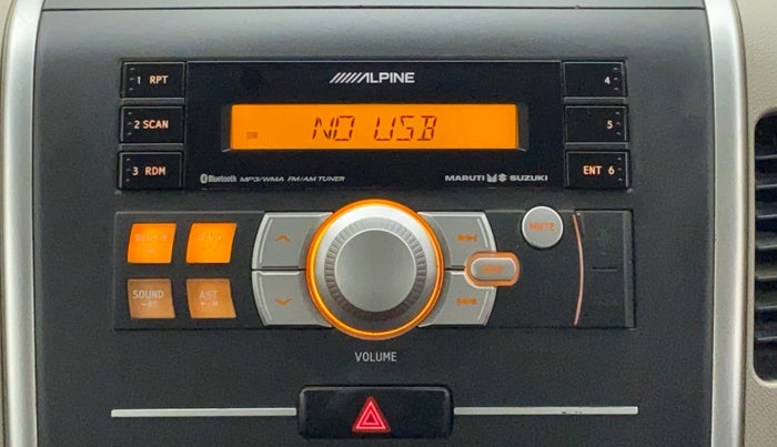 2014 Maruti Wagon R 1.0 LXI CNG, CNG, Manual, 38,700 km, Infotainment System