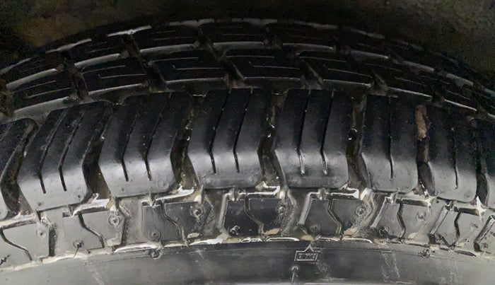 2014 Maruti Wagon R 1.0 LXI CNG, CNG, Manual, 38,700 km, Right Front Tyre Tread