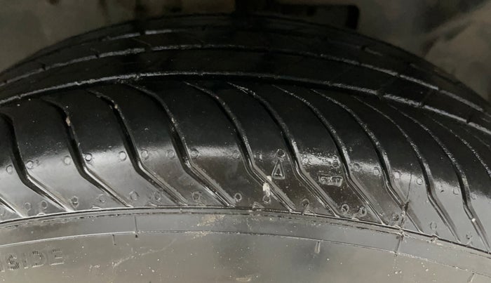 2018 Ford Ecosport TITANIUM 1.5L PETROL, Petrol, Manual, 88,275 km, Right Front Tyre Tread