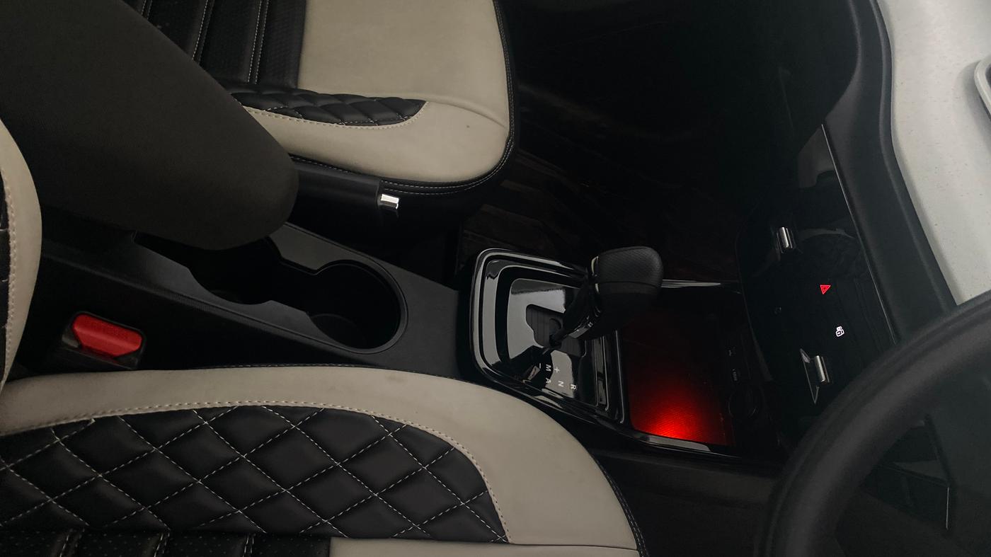 2026 Tata PUNCH Accomplished AMT, Petrol, Automatic, 2,926 km, Gear Lever
