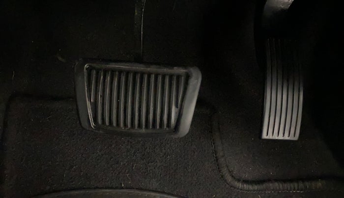 2022 Hyundai VENUE SX PLUS 1.0 TURBO DCT, Petrol, Automatic, 27,219 km, Pedals