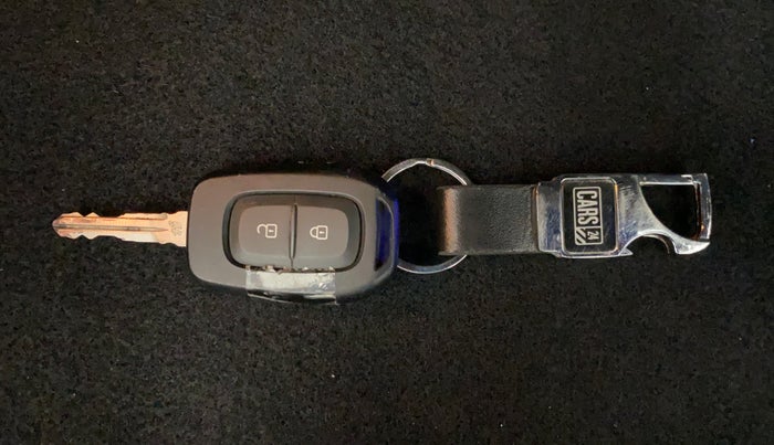 2020 Renault Duster RXZ 1.5 PETROL MT, Petrol, Manual, 20,962 km, Key Close Up