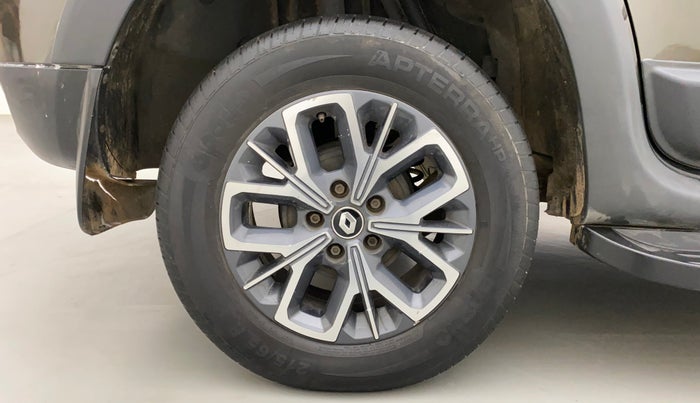 2020 Renault Duster RXZ 1.5 PETROL MT, Petrol, Manual, 20,962 km, Right Rear Wheel