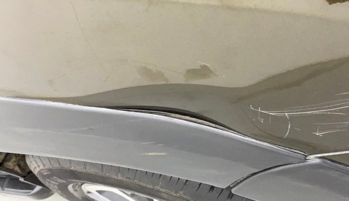 2020 Renault Duster RXZ 1.5 PETROL MT, Petrol, Manual, 20,962 km, Right fender - Slightly dented