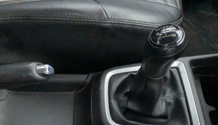 2021 Maruti Swift ZXI PLUS, Petrol, Manual, 48,000 km, Gear Lever