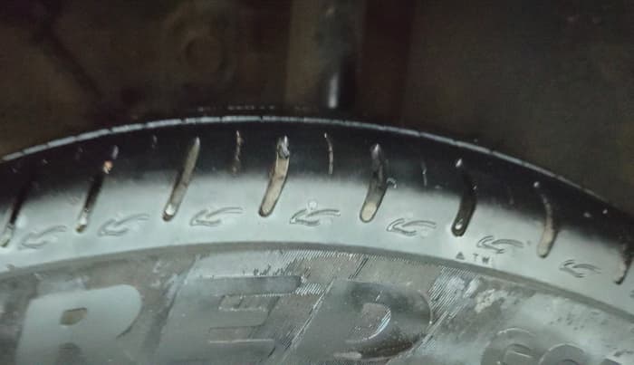 2025 Tata ALTROZ Accomplished Plus S Petrol 6DCT, Petrol, Automatic, 19,943 km, Left Rear Tyre Tread