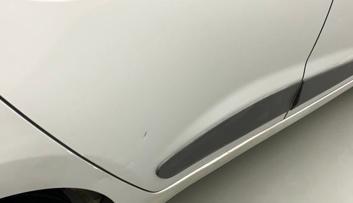 2014 Hyundai Grand i10 SPORTZ AT 1.2 KAPPA VTVT, Petrol, Automatic, 30,592 km, Right rear door - Minor scratches