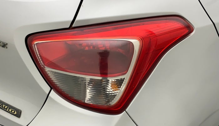 2014 Hyundai Grand i10 SPORTZ AT 1.2 KAPPA VTVT, Petrol, Automatic, 30,592 km, Right tail light - Minor scratches