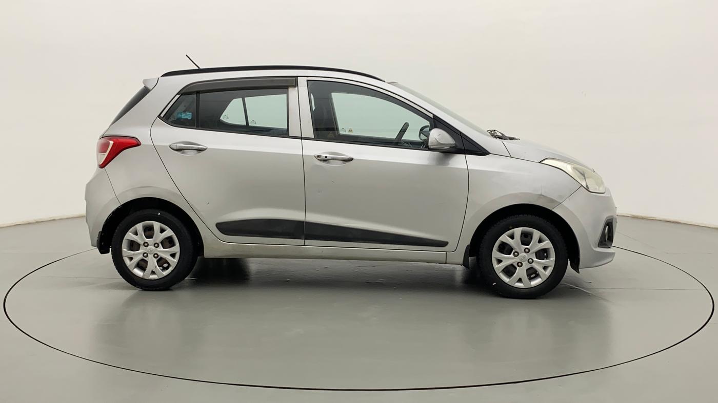 2014 Hyundai Grand i10 SPORTZ AT 1.2 KAPPA VTVT, Petrol, Automatic, 30,592 km, Right Side View