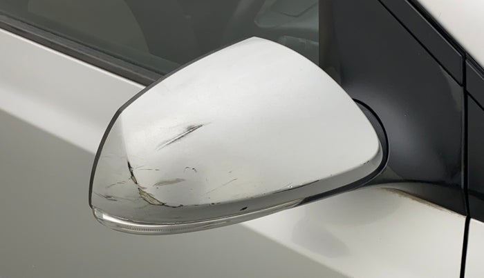 2014 Hyundai Grand i10 SPORTZ AT 1.2 KAPPA VTVT, Petrol, Automatic, 30,592 km, Right rear-view mirror - Mirror motor not working
