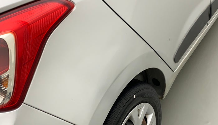 2014 Hyundai Grand i10 SPORTZ AT 1.2 KAPPA VTVT, Petrol, Automatic, 30,592 km, Right quarter panel - Slightly dented
