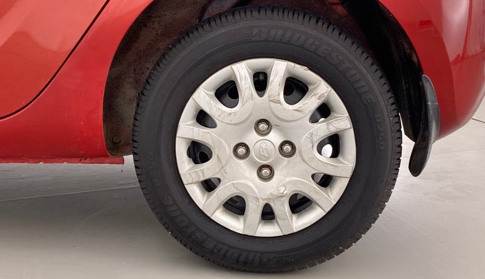 2011 Hyundai i20 MAGNA O 1.2, Petrol, Manual, 33,314 km, Left Rear Wheel