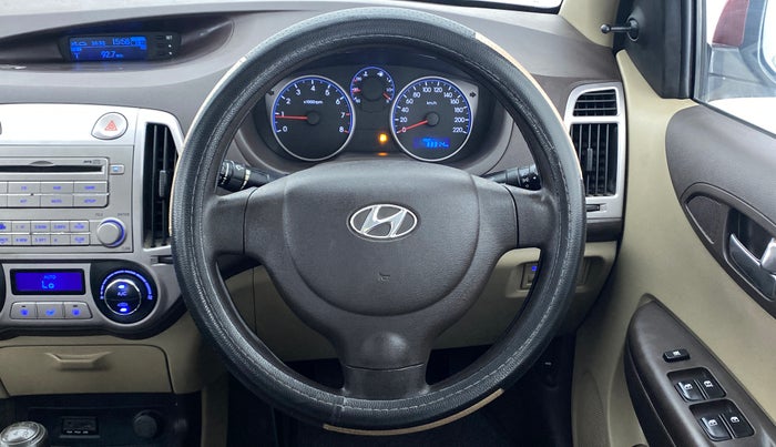2011 Hyundai i20 MAGNA O 1.2, Petrol, Manual, 33,314 km, Steering Wheel Close Up