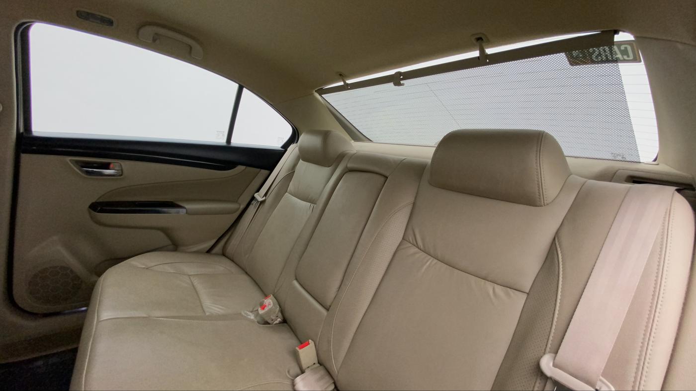 2016 Maruti Ciaz ZXI+, Petrol, Manual, 44,409 km, Right Side Rear Door Cabin