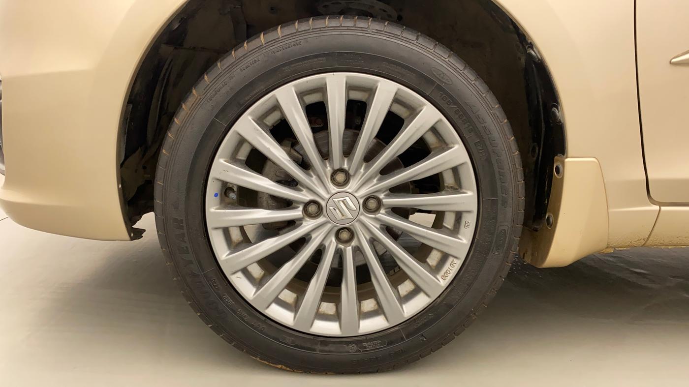 2016 Maruti Ciaz ZXI+, Petrol, Manual, 44,409 km, Left Front Wheel