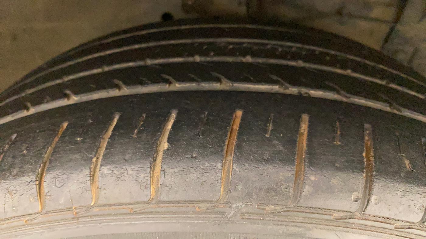 2016 Maruti Ciaz ZXI+, Petrol, Manual, 44,409 km, Right Front Tyre Tread