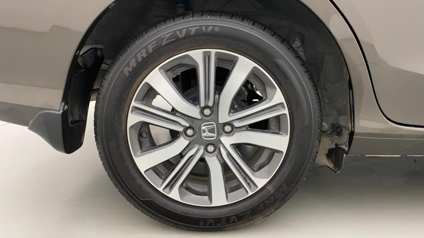 2023 Honda Amaze 1.2L I-VTEC VX CVT, Petrol, Automatic, 5,411 km, Right Rear Wheel