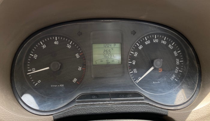2013 Skoda Rapid AMBITION 1.6 MPI AT, Petrol, Automatic, 76,221 km, Odometer Image