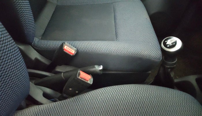 2012 Maruti Wagon R 1.0 VXI, Petrol, Manual, 97,754 km, Gear Lever