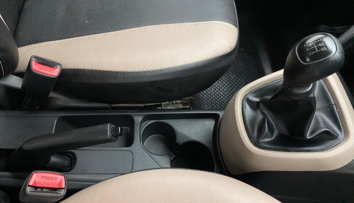 2014 Hyundai Grand i10 MAGNA 1.2 VTVT, Petrol, Manual, 32,139 km, Gear Lever